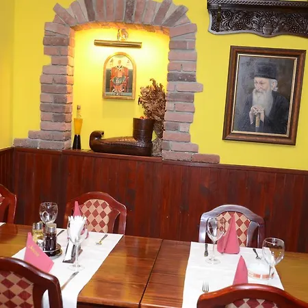 Mikan Bed & Breakfast 3*