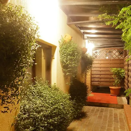 Bed & Breakfast Mikan